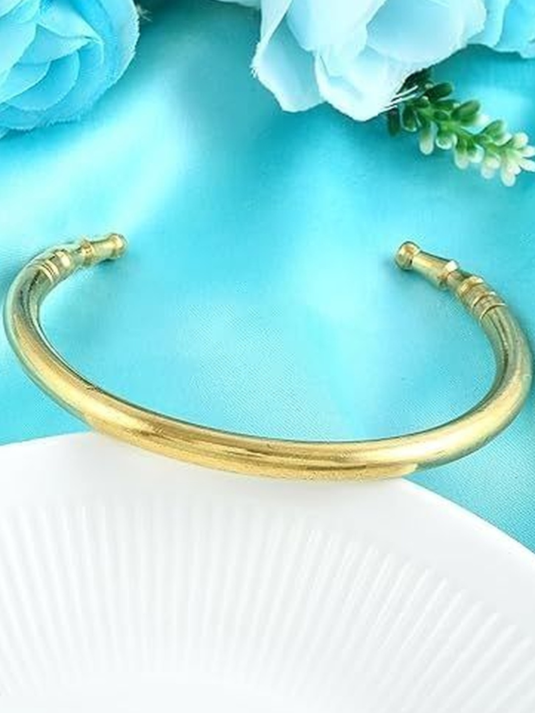 Lovemi Movements Men Classic Gold-Plated Kada Bracelet