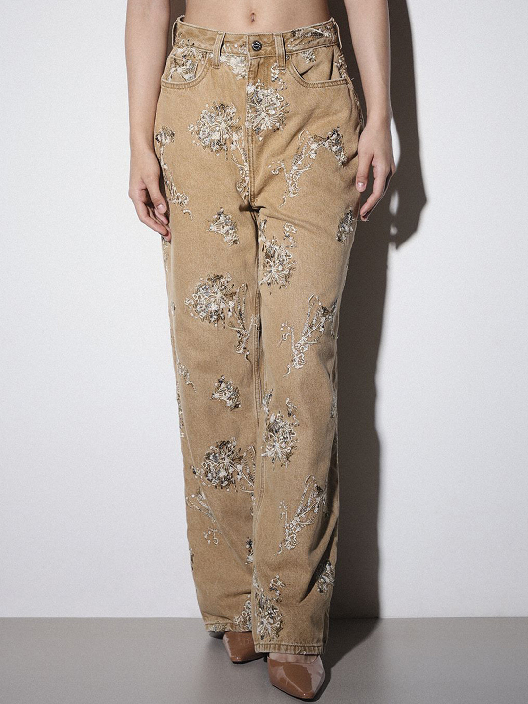 ONLY Women Straight Fit Mid-Rise Embellished Jeans