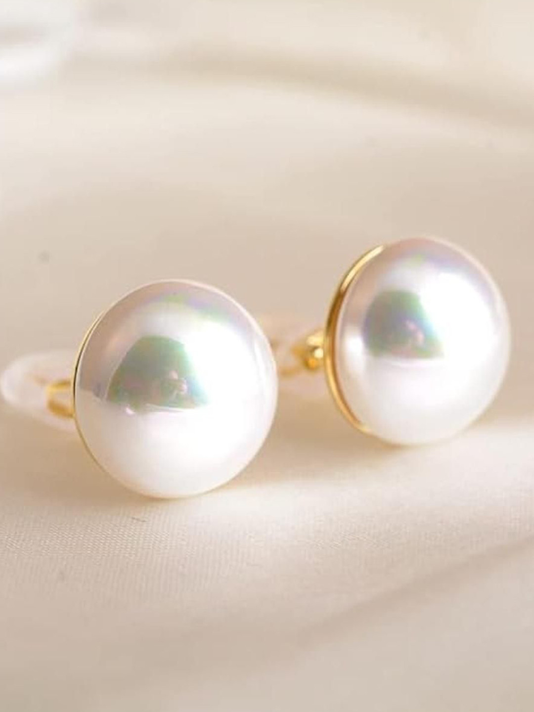 EL REGALO Pearls Studded Spherical Shaped Clip-On Studs
