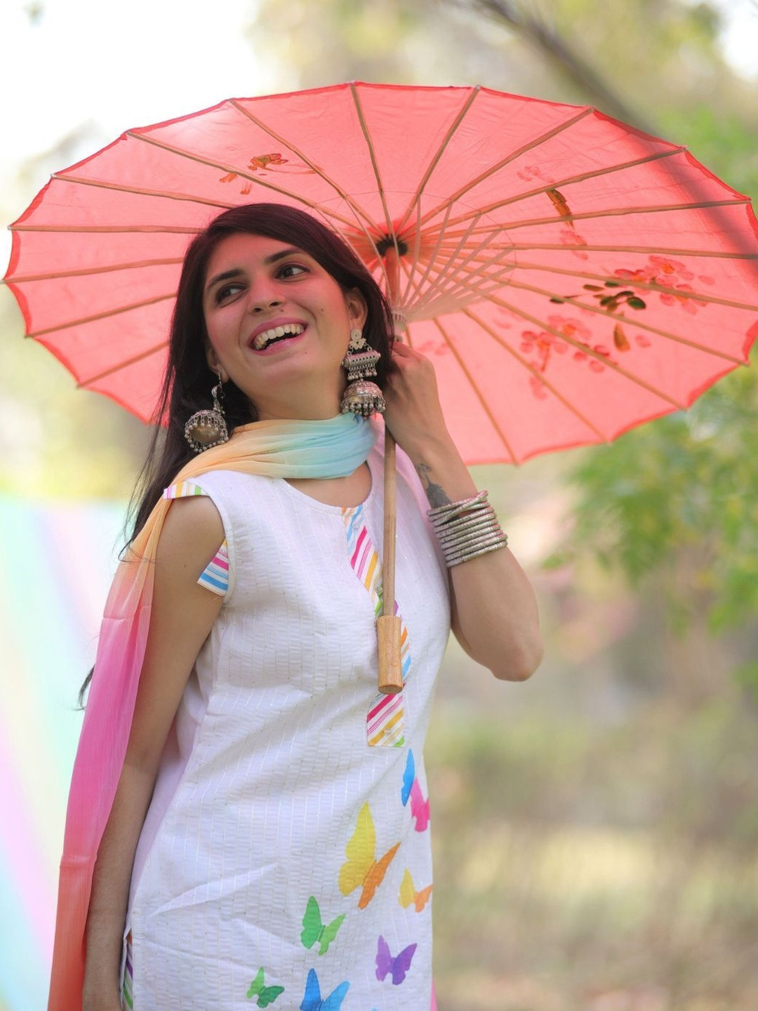 KALINI Women's Silk Straight Digital Print Summer wear Sleeveless Kurta Pant and Dupatta Set