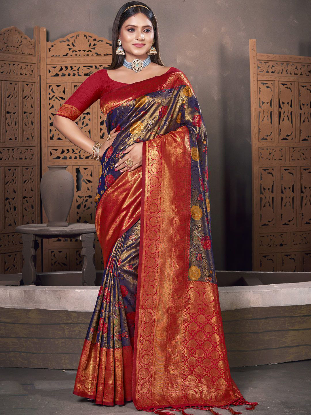 DEVATITHI Violet Kanjivaram Silk Saree