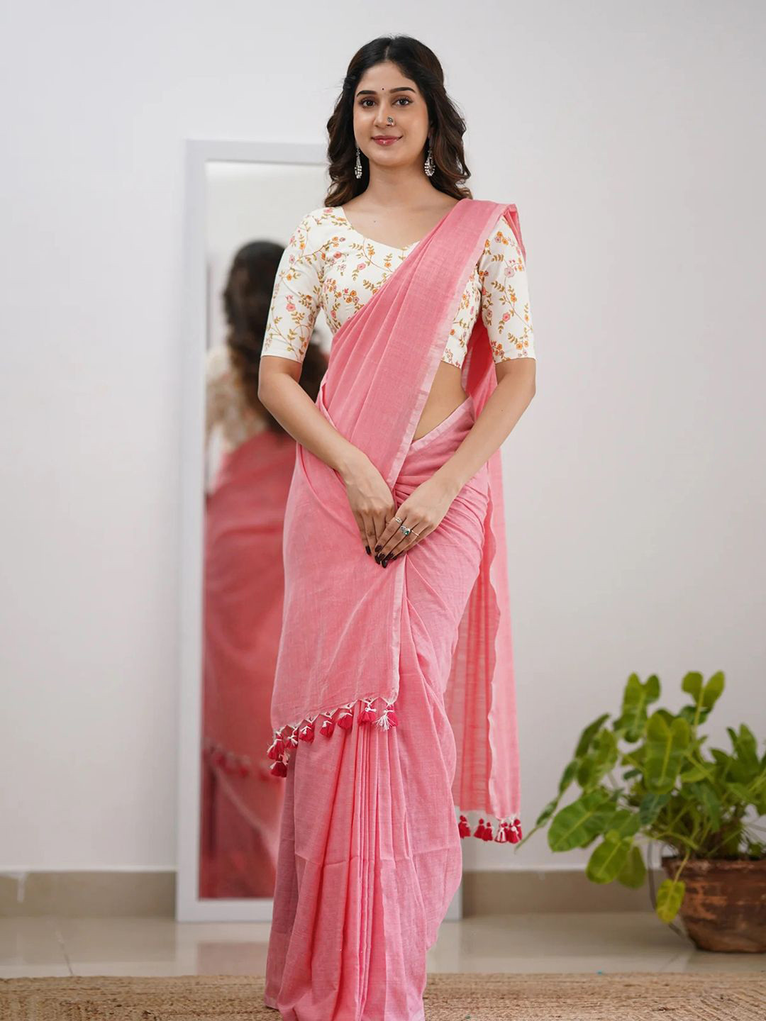 Trendmalls Handloom Tissue Cotton Saree with Unstitched Blouse Piece