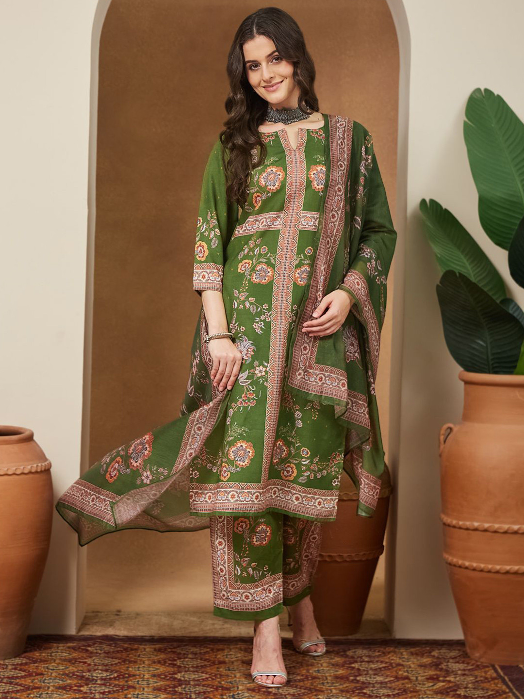 Janasya Women Mehendi Green Cotton Floral Printed Straight Kurta Set