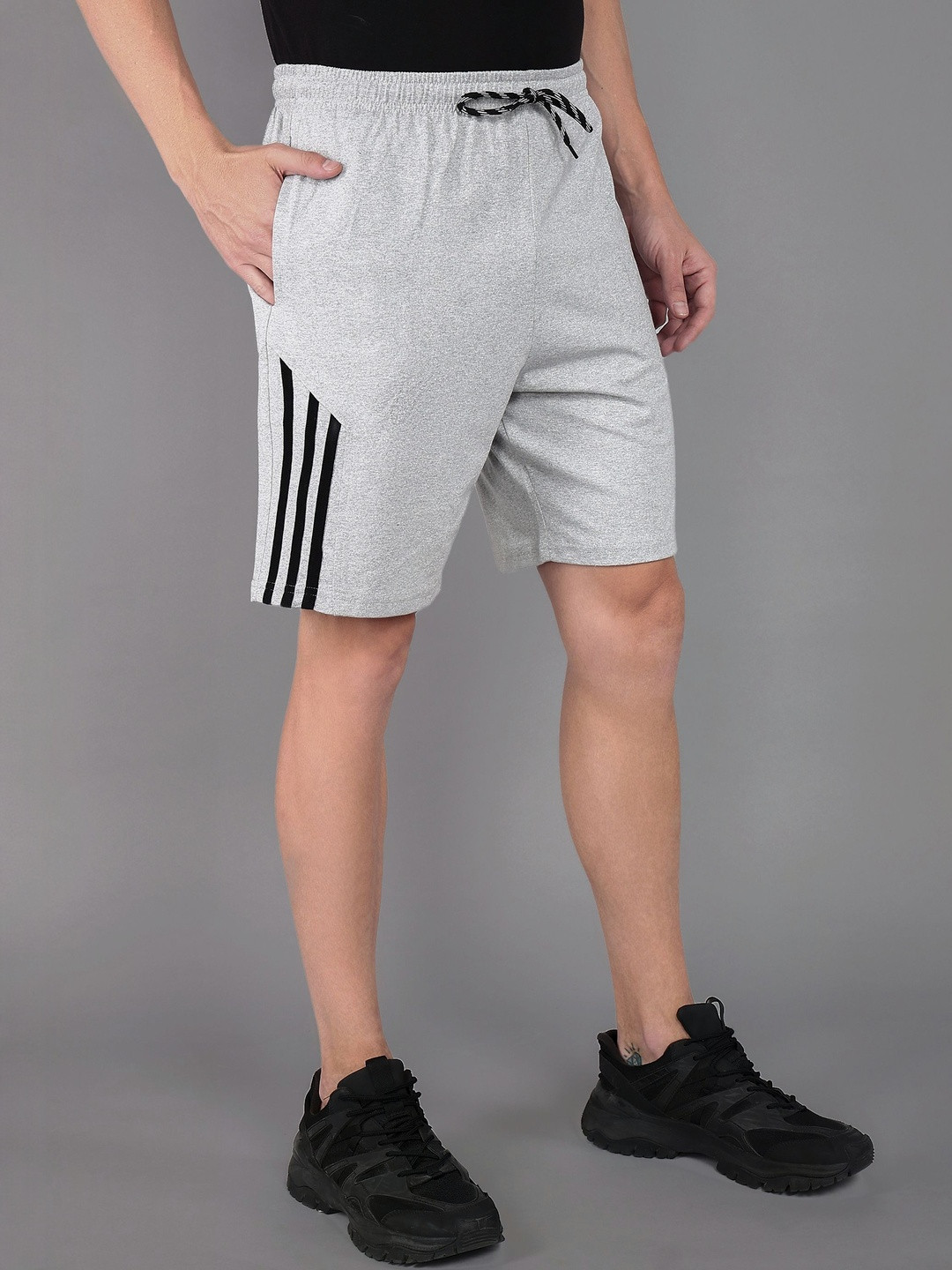Moda Rapido Men Grey Solid Cotton Sports shorts