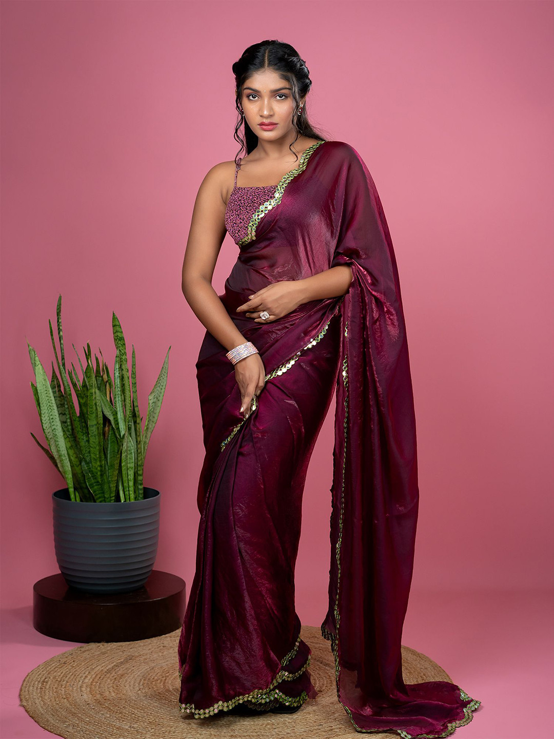 HELLA FASHIONS Mirror Work Border Ready to Wear Tissue Saree