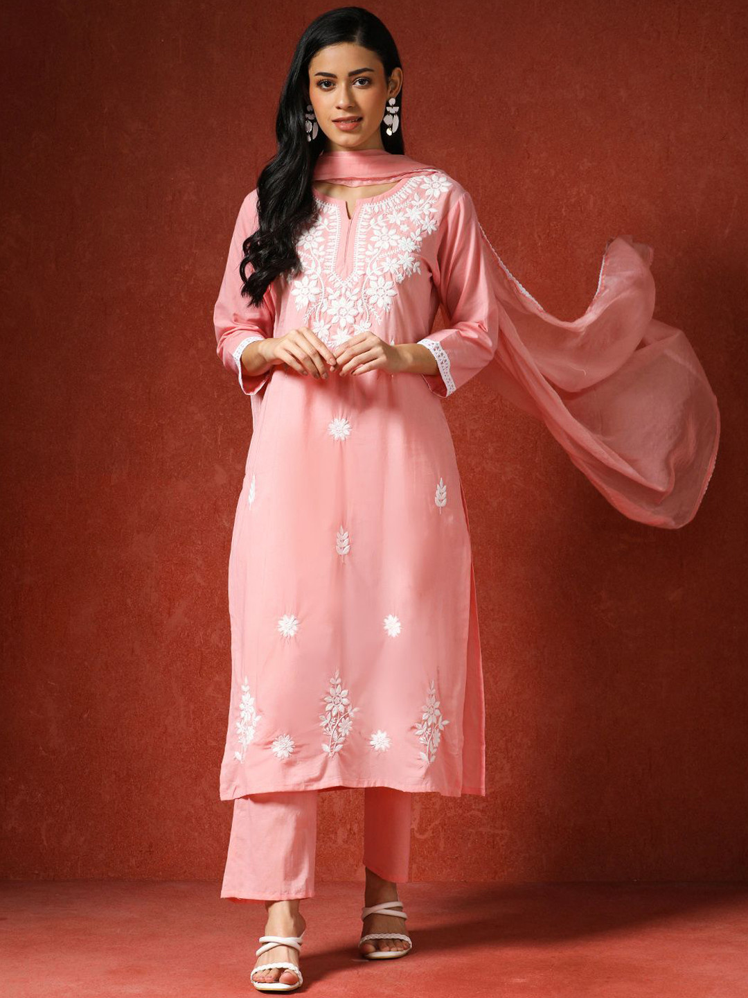 QSH Embroidered Floral Thread Work Kurta Sets