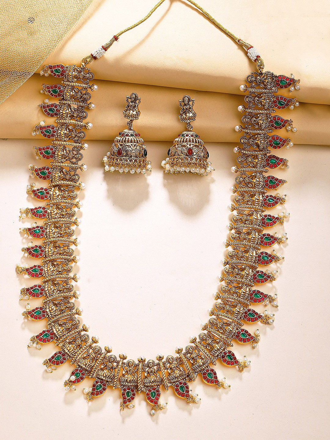 KARATCART Gold-Plated Lakshmi Mata Rani Haar Temple Necklace with Earring Set