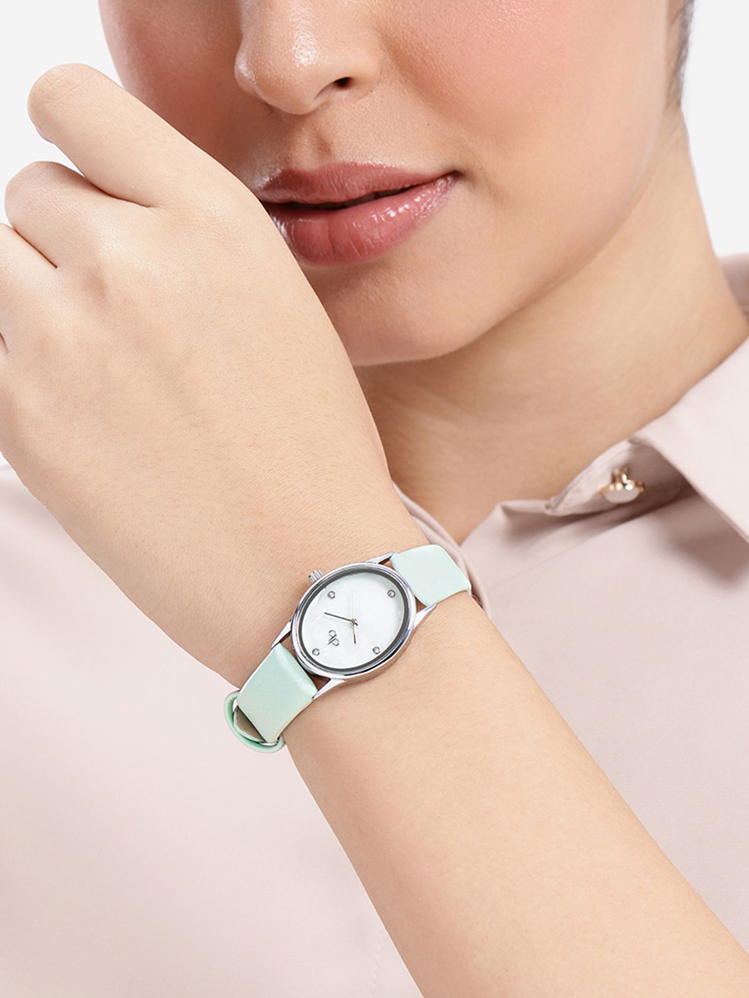 DressBerry Women Embellished Dial & Straps Analogue Watch UT-A8624-LG-DB