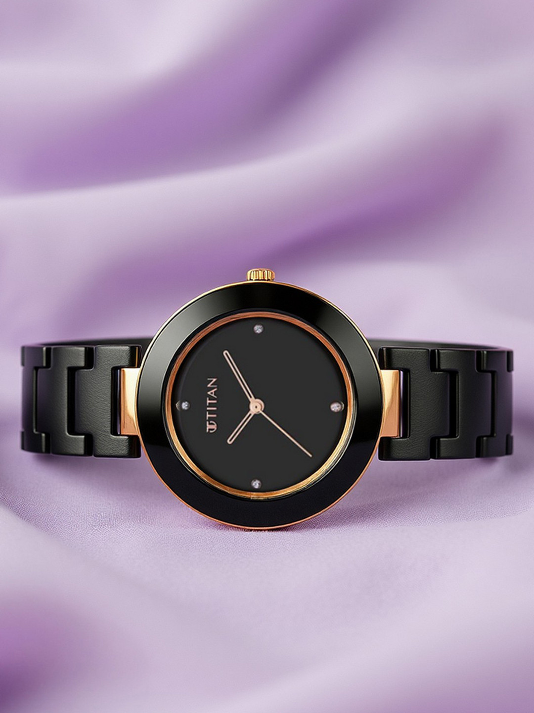 Titan Women Black Dial & Black Ceramic Bracelet Style Straps Analogue Watch
