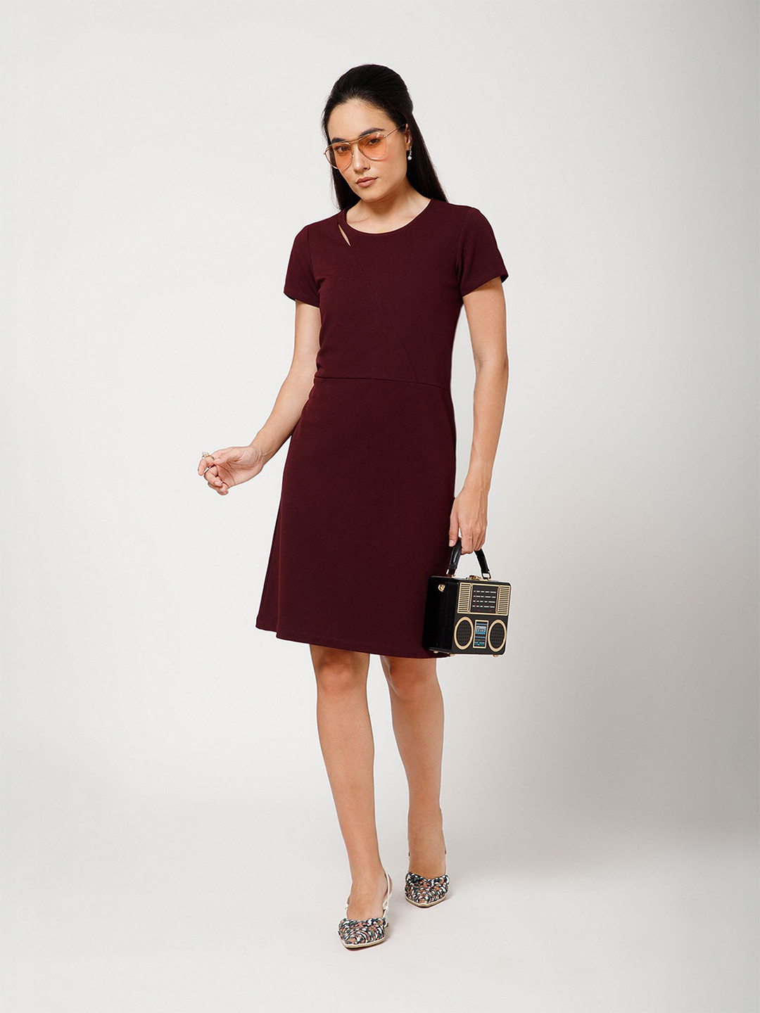 OFFICE & YOU Women Cut-Out Shift Dress