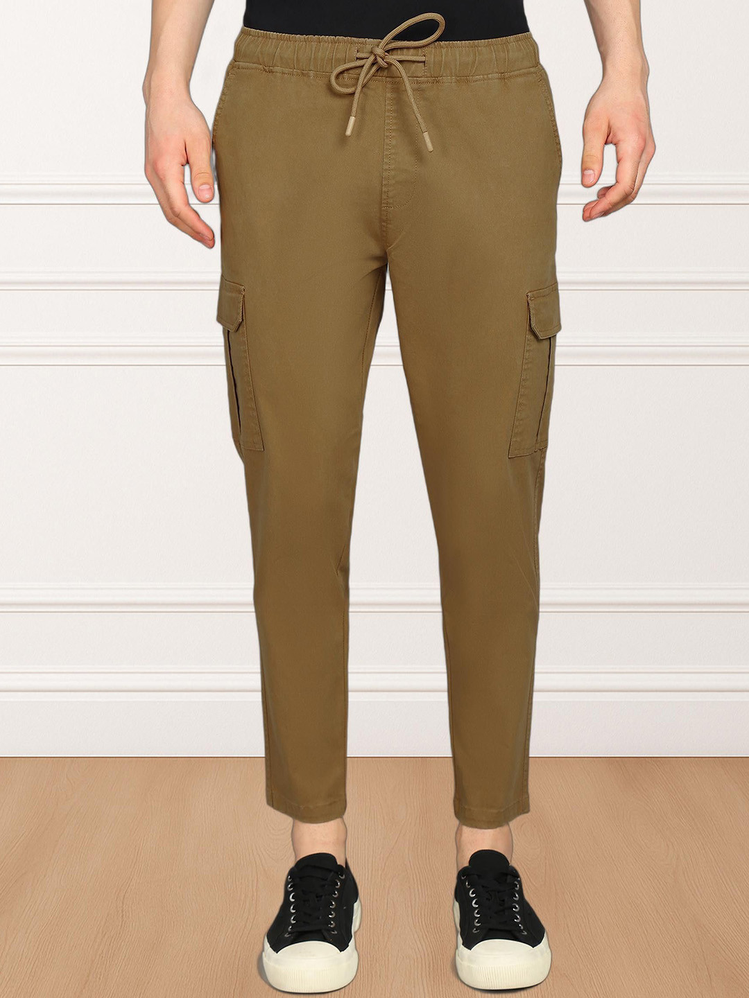 Men's Mid-Rise Tapered Fit Cargo Joggers