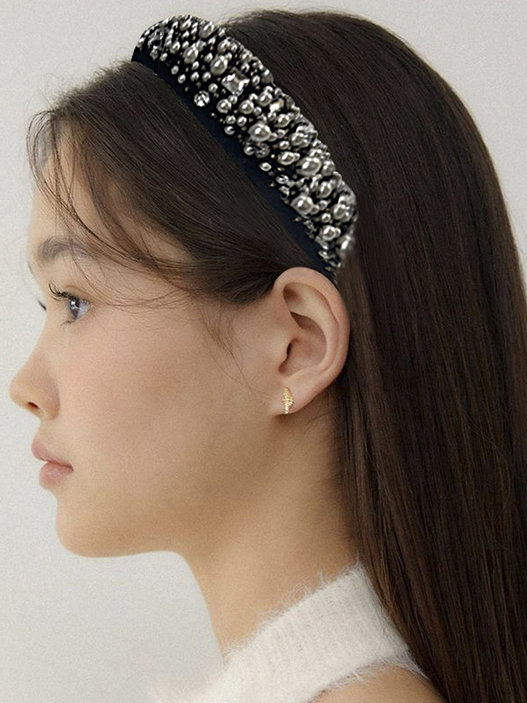 Rhe-Ana Women Stone-Studded & Beaded Hairband