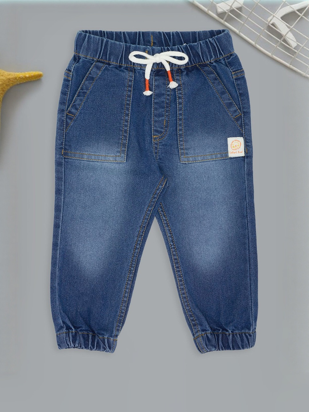 Pantaloons Baby Boys Jogger Fit Mid-Rise Light Fade Jeans