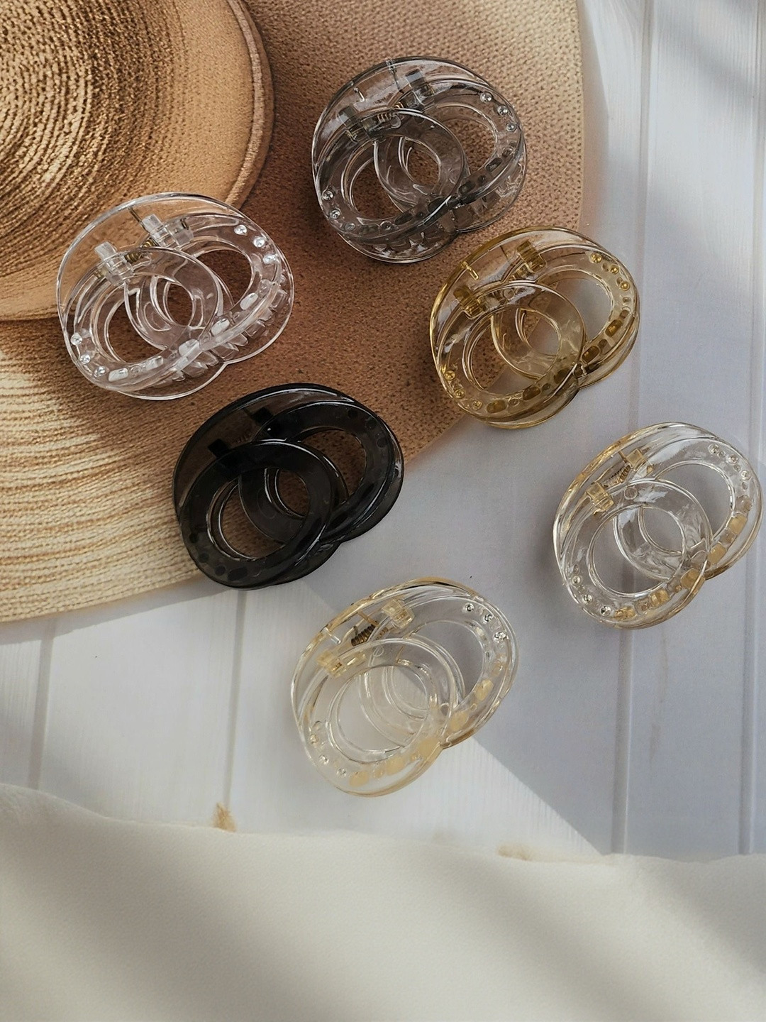 DIVASTRI Women Set of 6 Plastic Transparent  Claw Clip