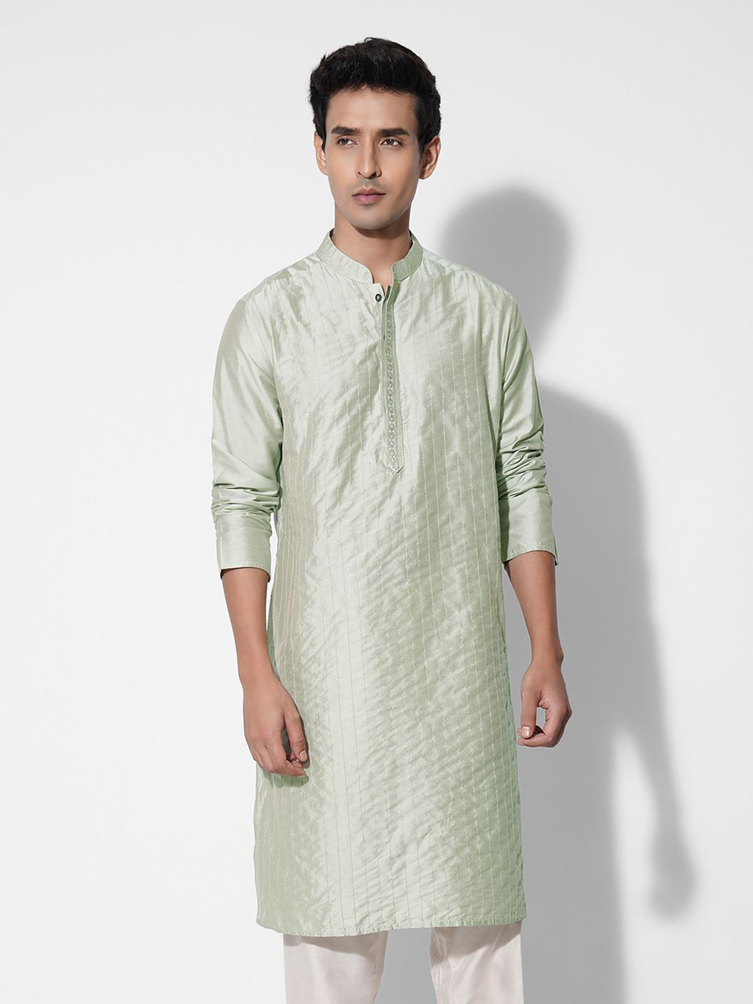 indus route by Pantaloons Men Embroidered Pathani Kurta
