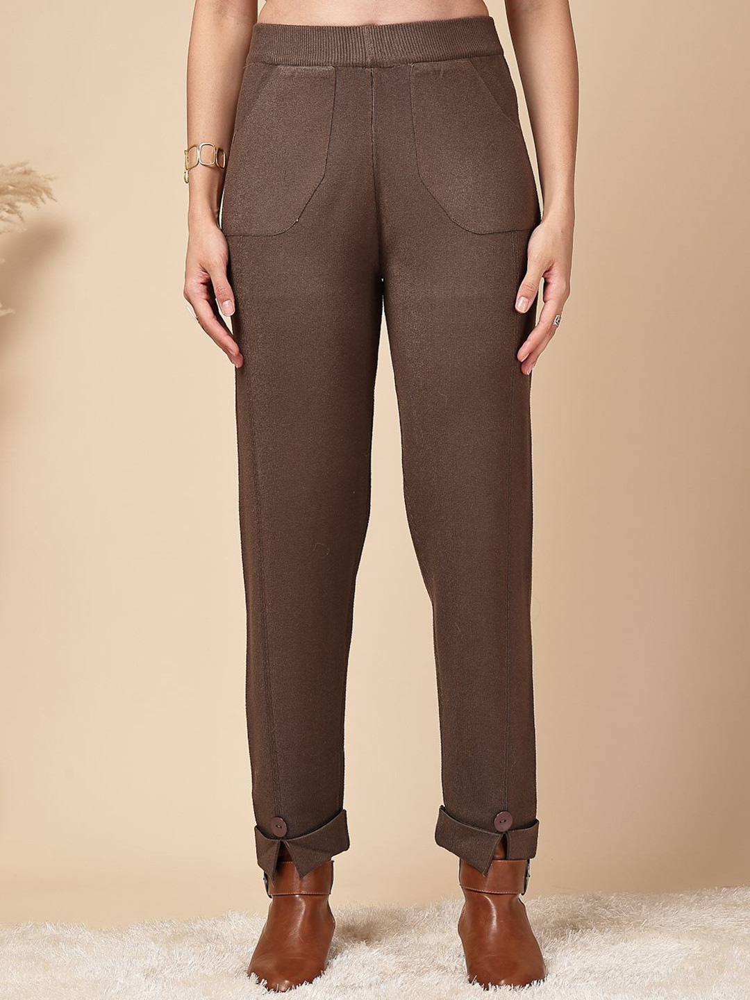Mafadeny Women straight-fitting trousers with a buttoned hem