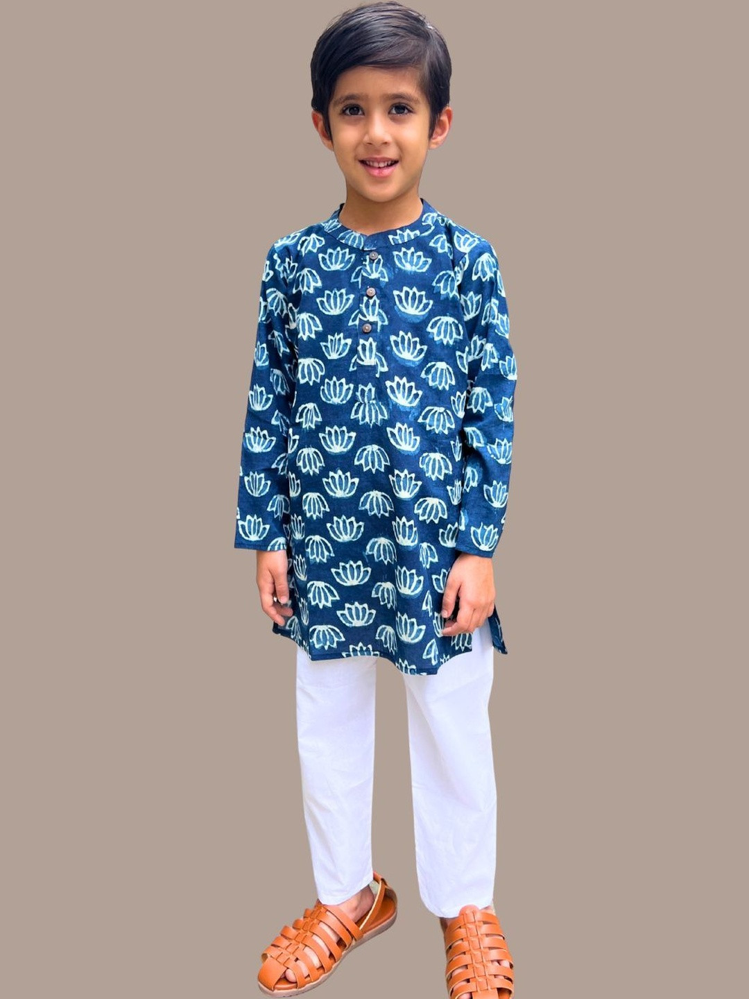 MAITREYO Kids-Boys Blue Kurta Sets