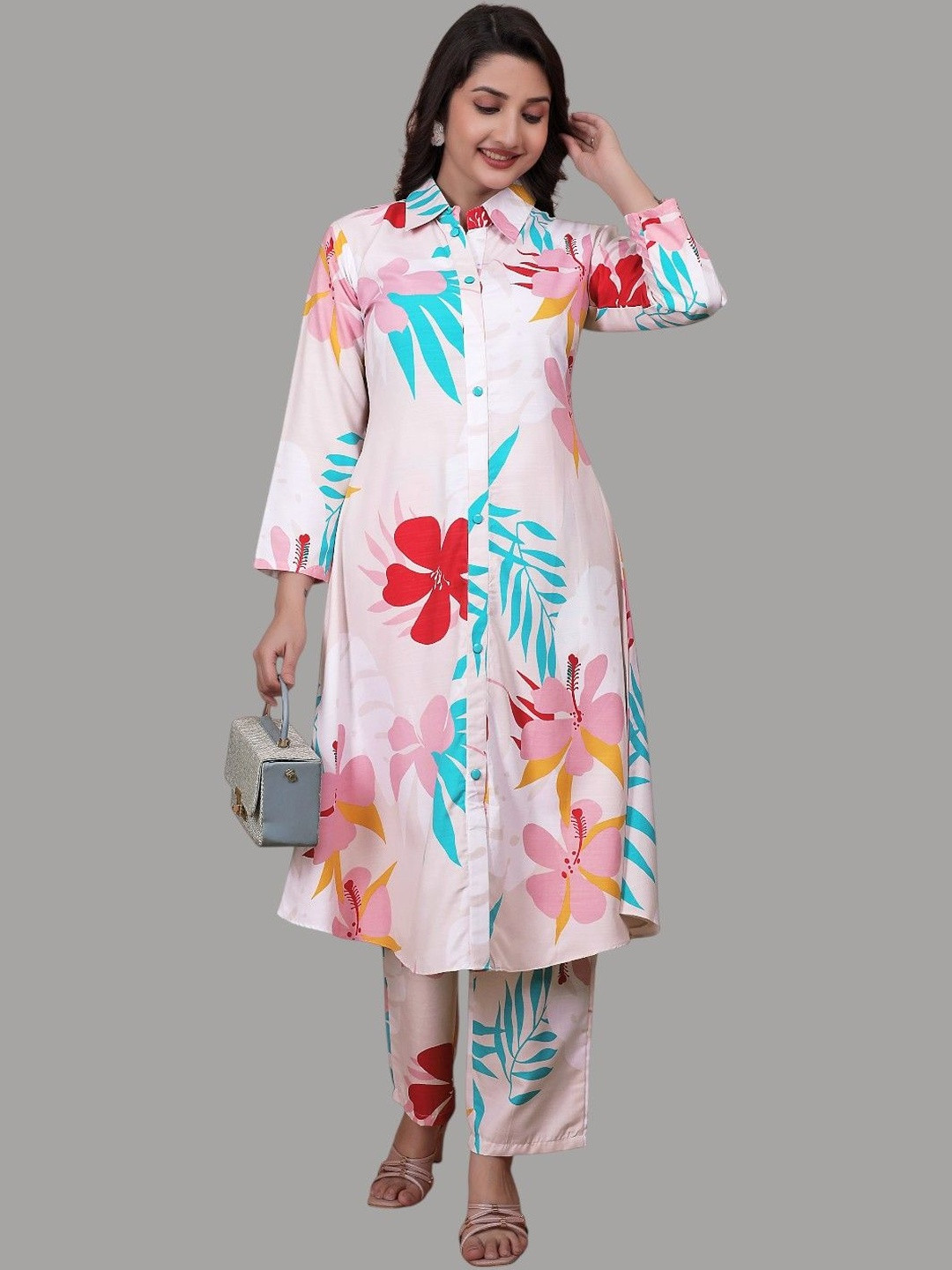 BEEGET FASHION Floral Printed Shirt Collar A-Line Kurta With Trousers