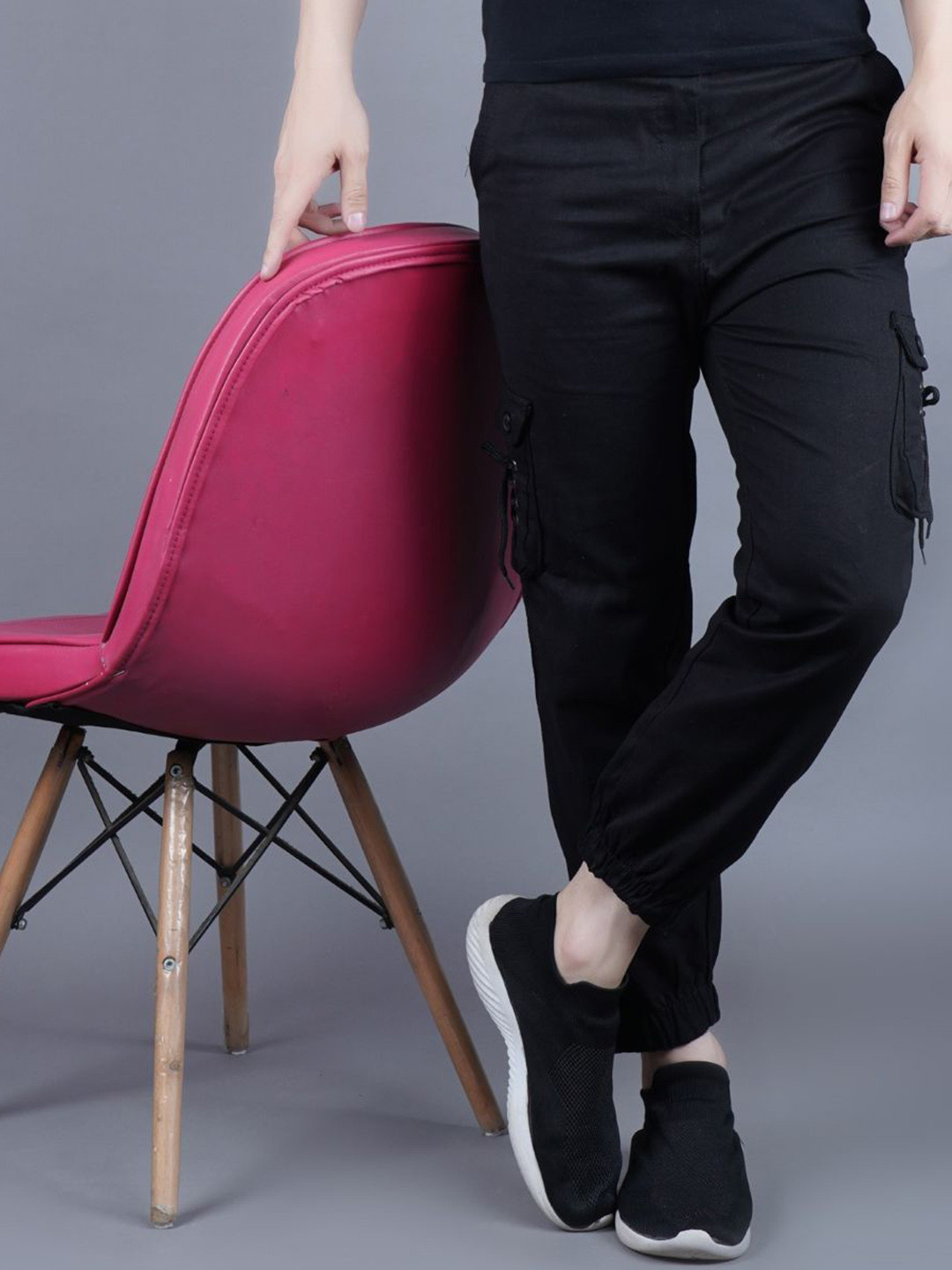 MaverIQ Men Tapered Fit Jogger Cargos