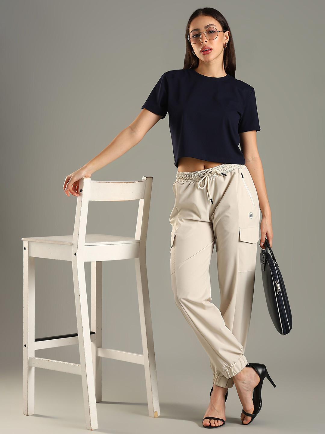DOMIN8 Women Short Sleeves Solid Crop Top