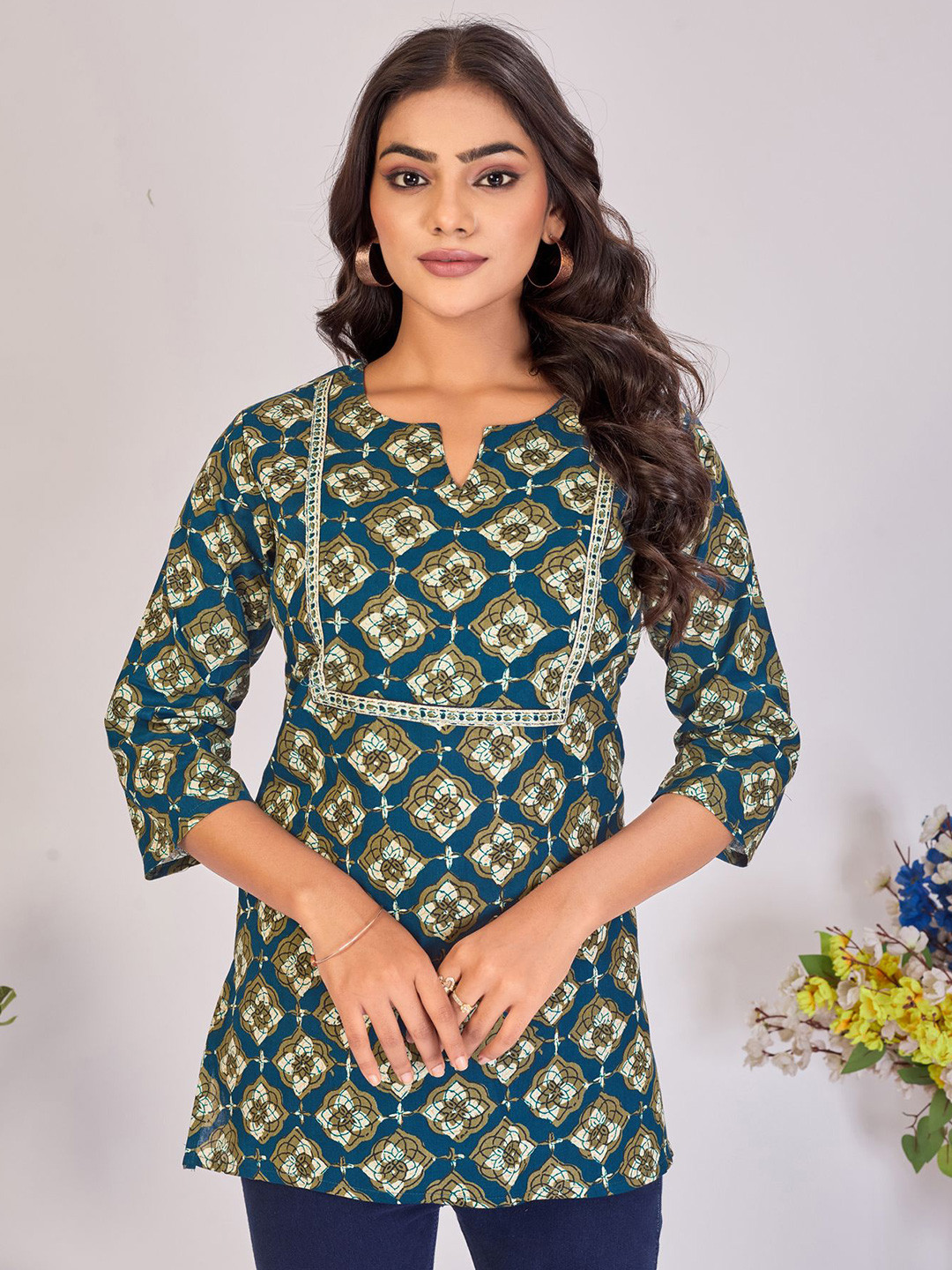 Larqi Floral Printed Notch Neck Pure Cotton Straight Short Kurti