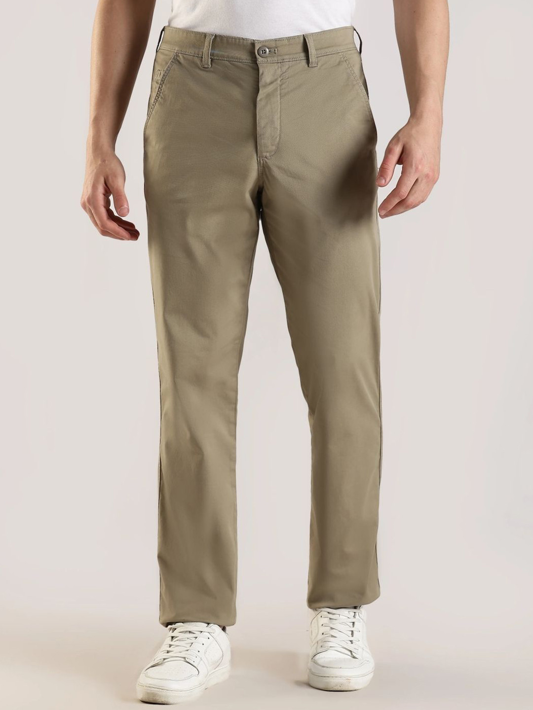 Calvin Klein Jeans Men Slim Fit Mid Rise Trouser