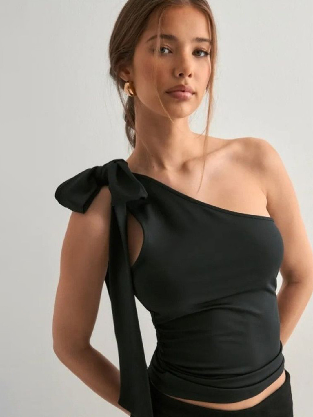 LULU & SKY Women One Shoulder Backless Regular Top