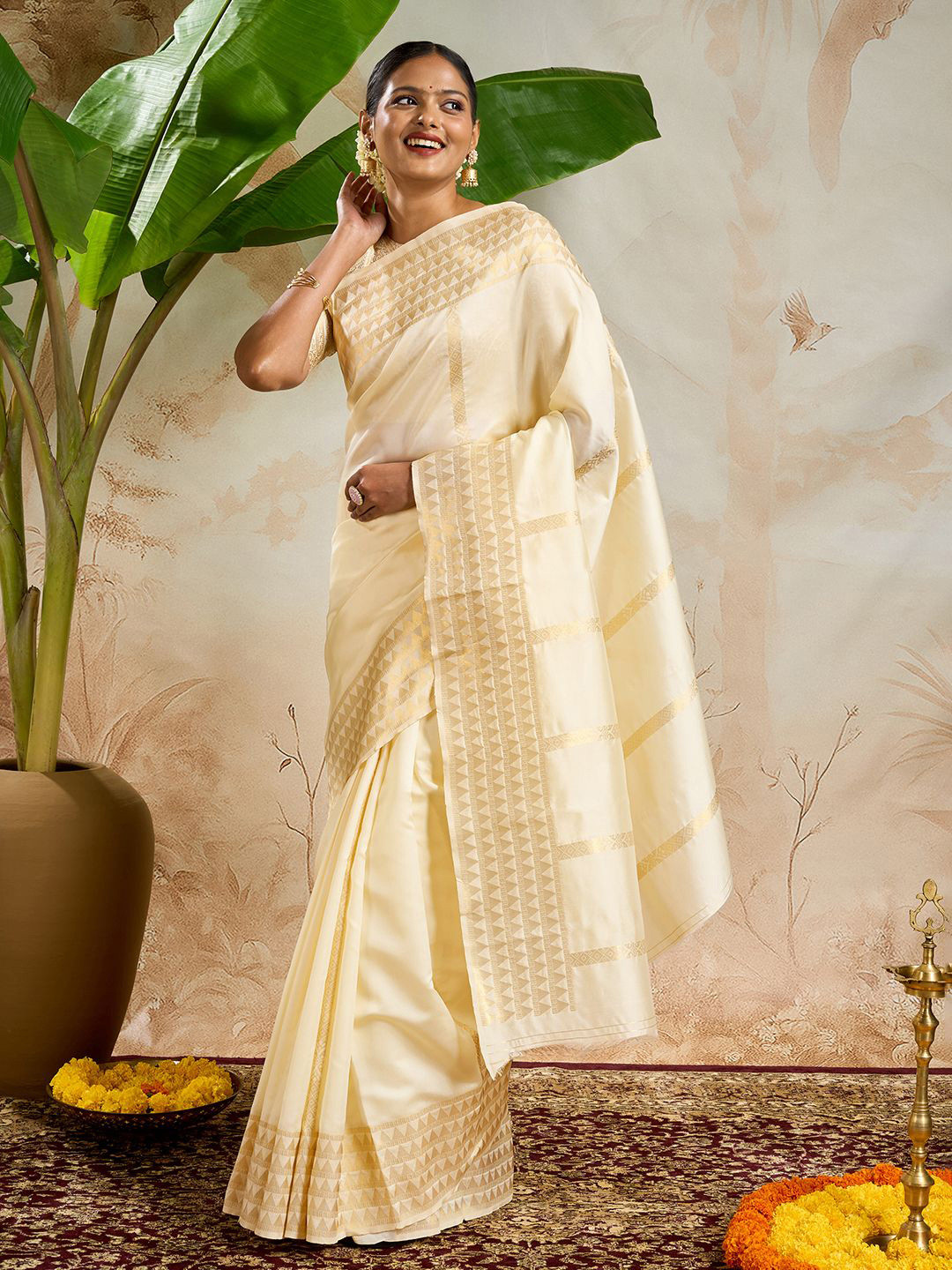 TEEJH Varnitha Geometric Woven Design Zari Pure Cotton Kasavu Saree