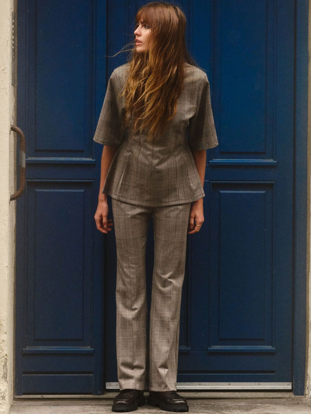 H&M Women Checked Mid-Rise Flat-Front Regular Trousers