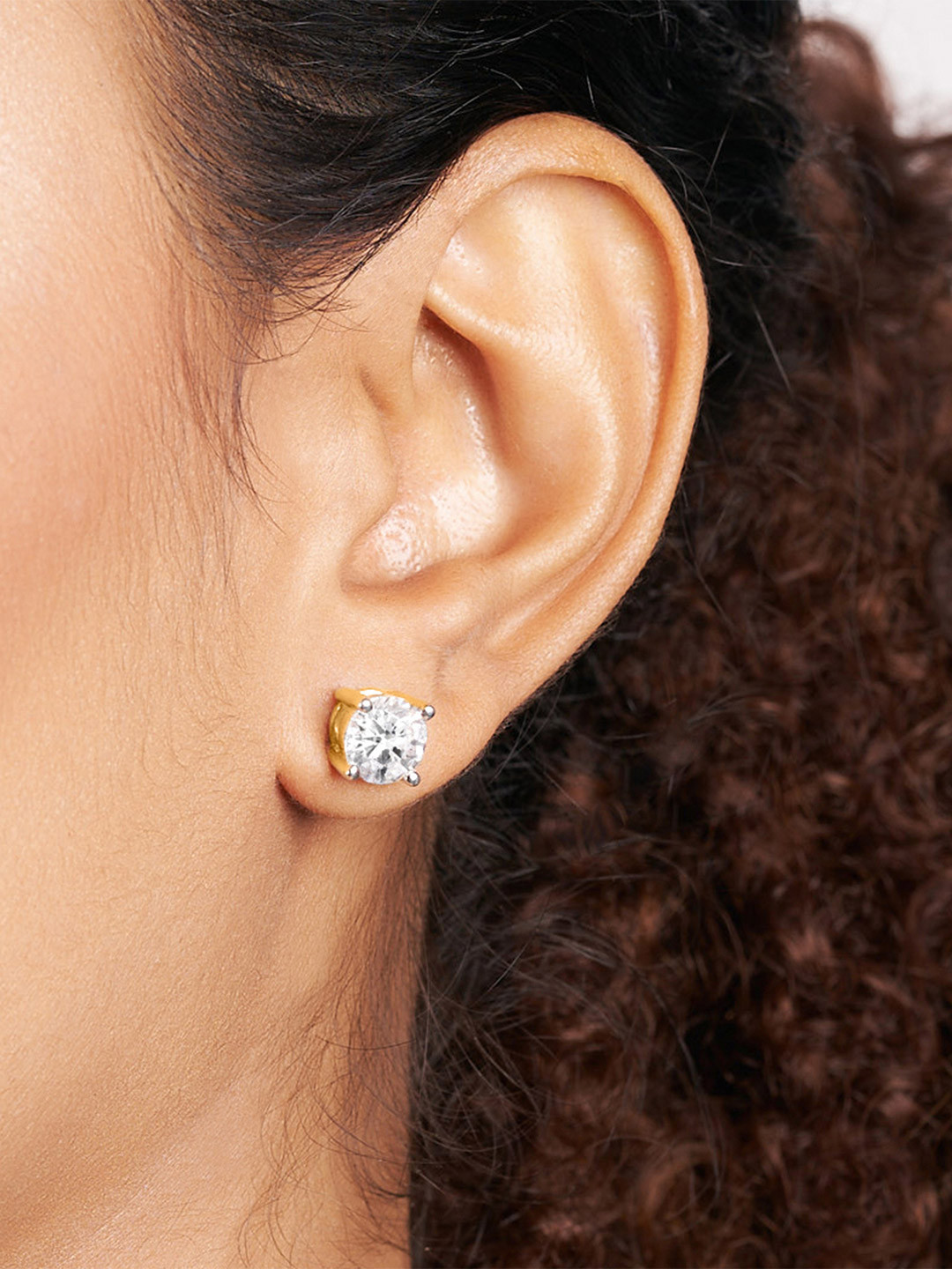 Sparkles 14K Yellow Gold Lab Grown Diamond 0.76Ct 4 Prong Round Shape Diamond Earring