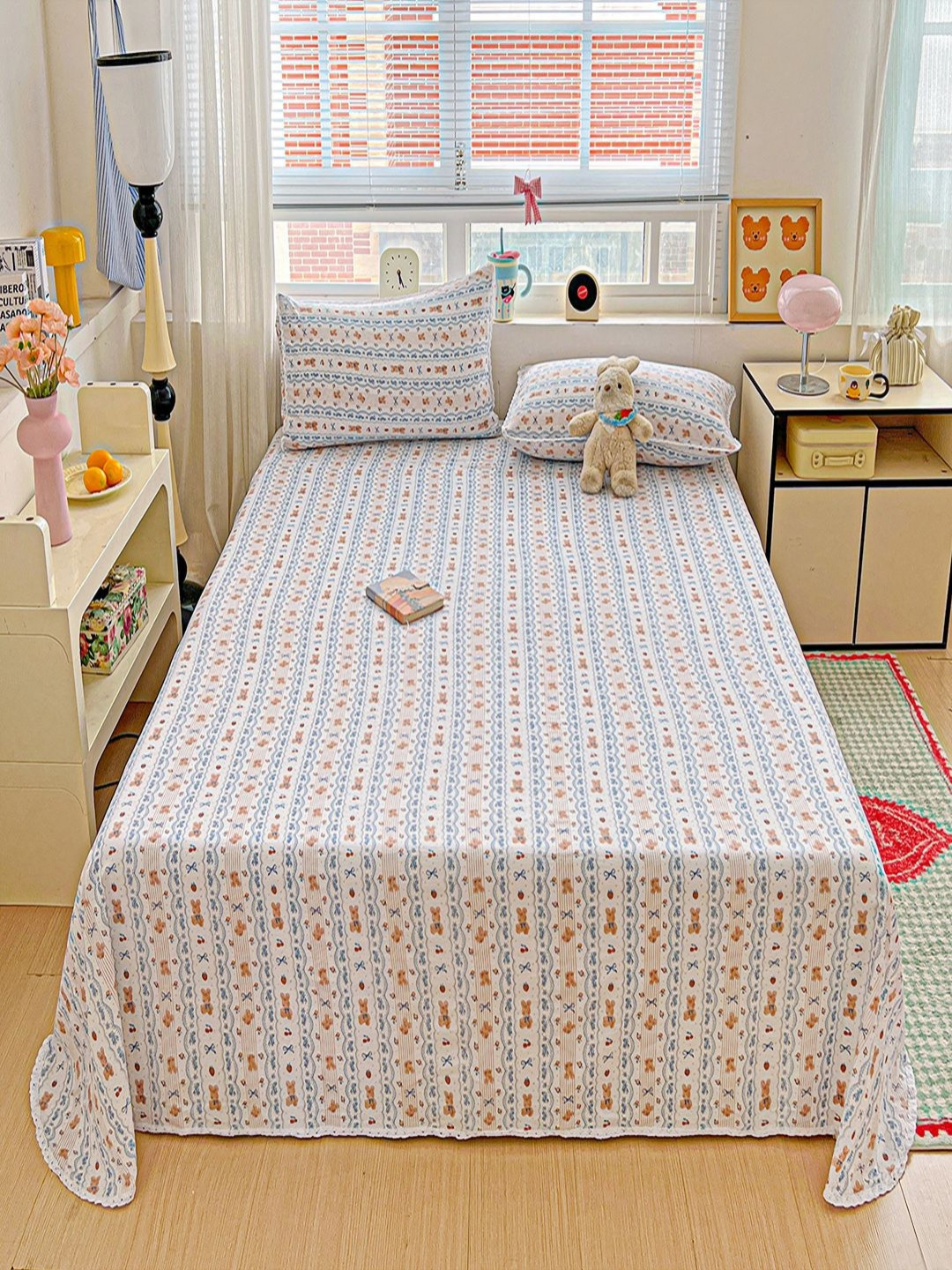 JC HOME White & Blue Bear Printed 140 TC King Bedsheet Set 2 m x 2.3 m