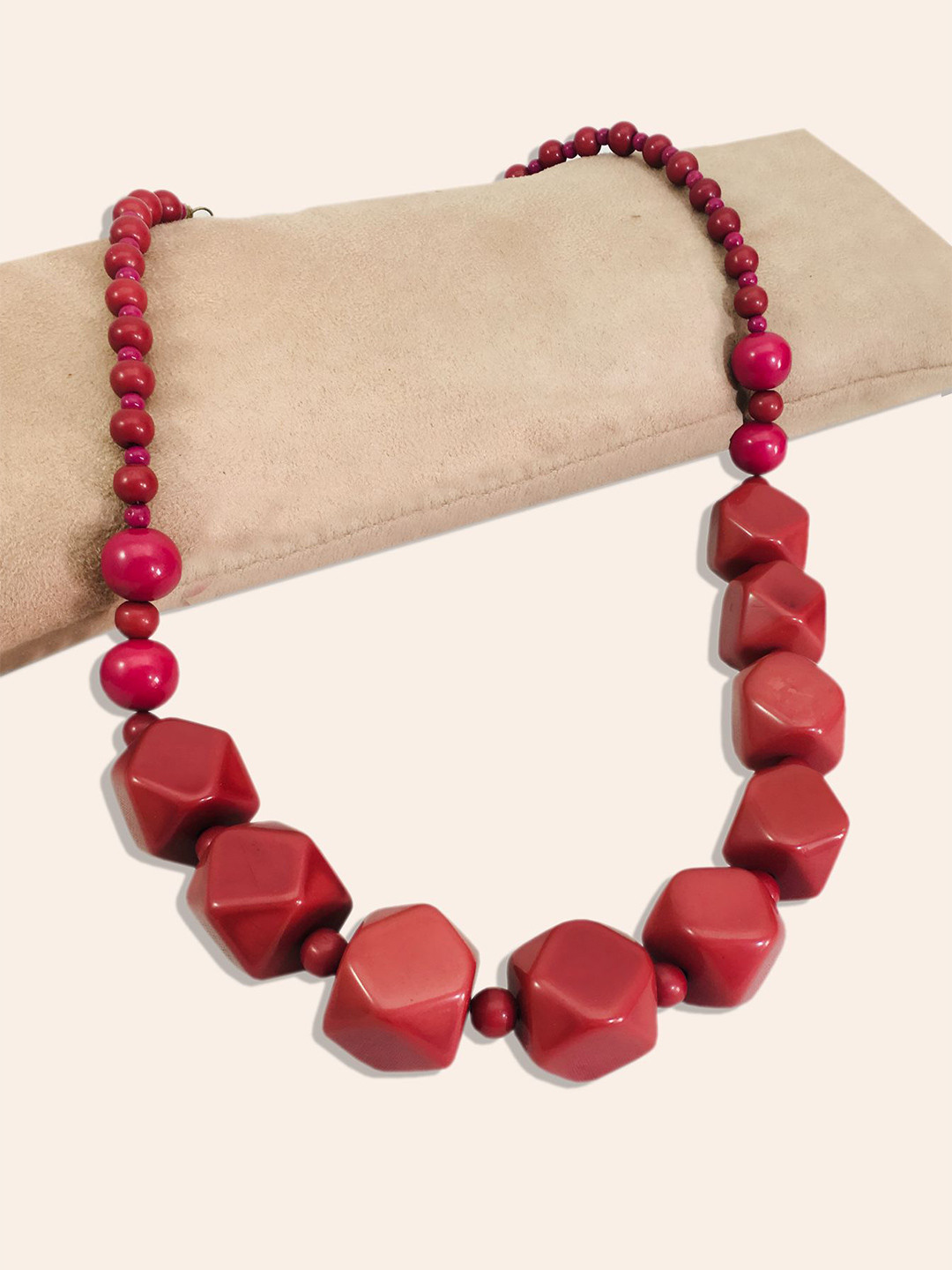 Hi Look Artificial Beaded Minimal Chunky Necklace