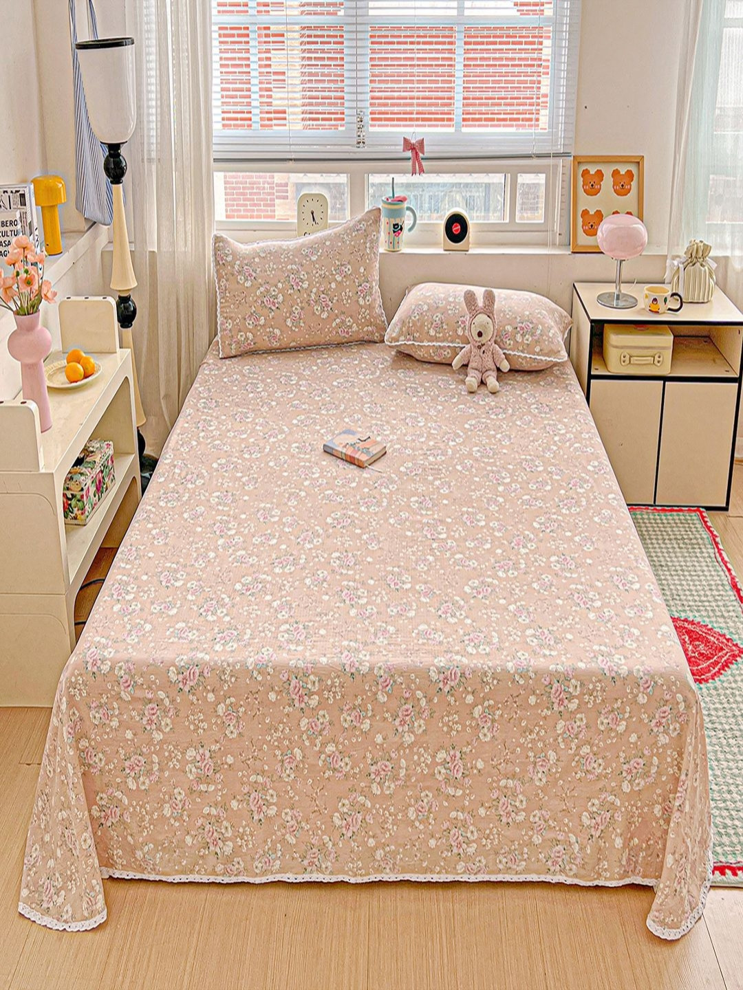 JC HOME Peach Colored & Pink Printed 140 TC King Bedsheet Set 2.3 m x 2.45 m