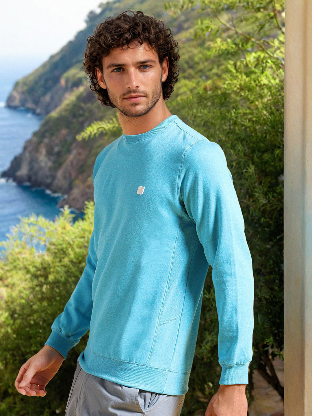 The Indian Garage Co Round Neck Long Sleeves Pullover