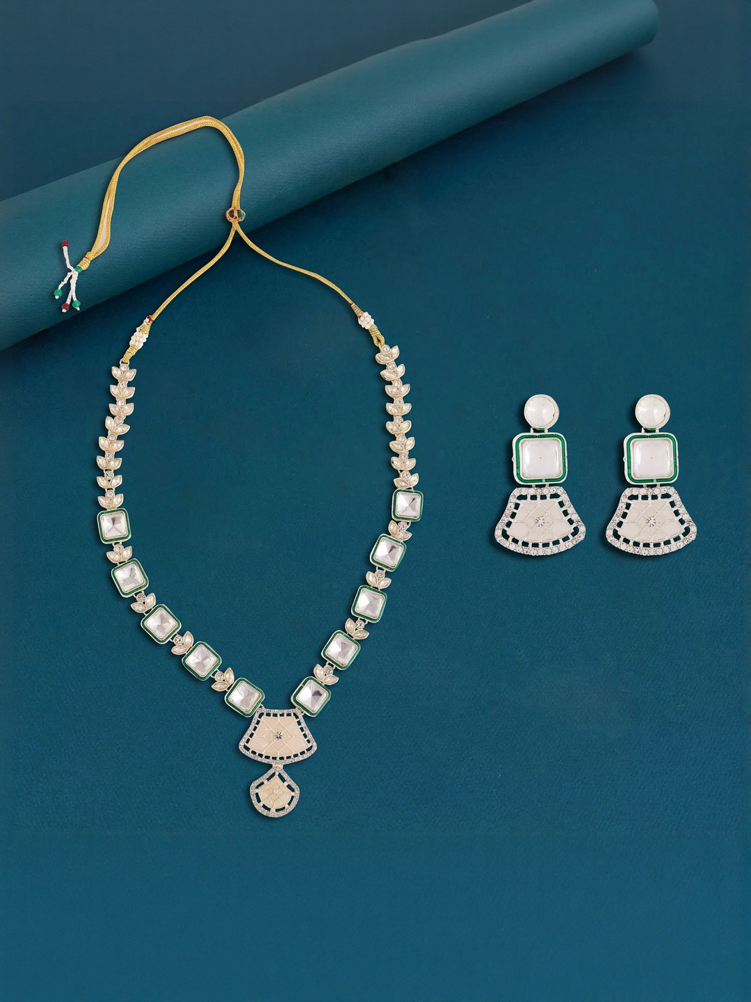 SAMC Artificial Gold Palated Kundan Jewellery set