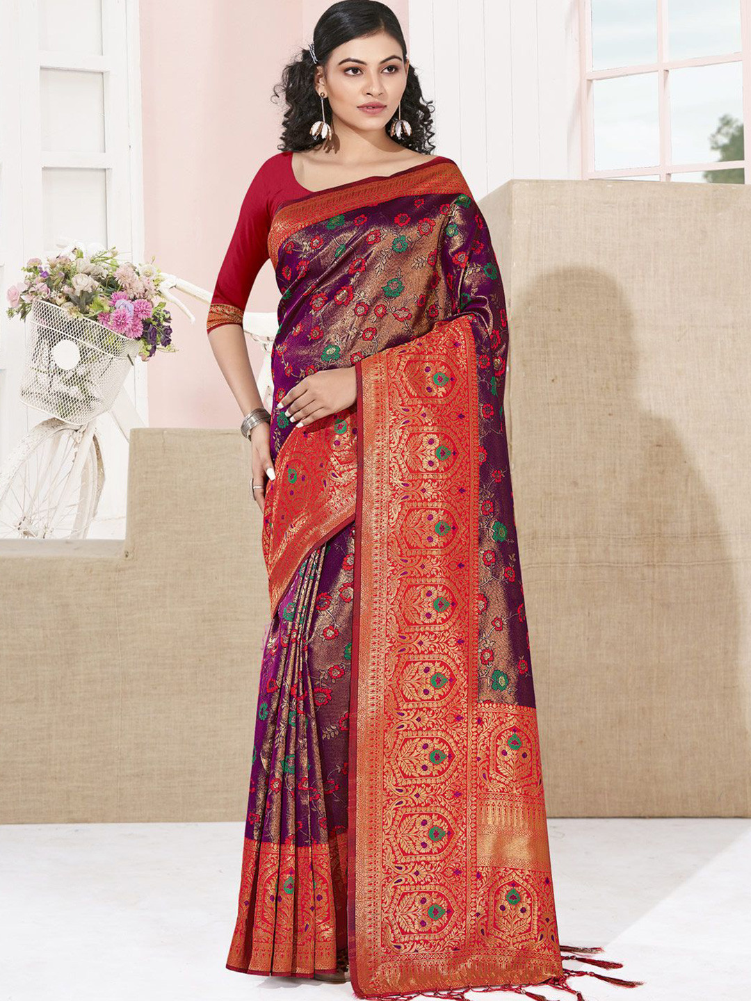 DEVATITHI Ethnic Mottif Woven Design Kanjivaram Silk Saree