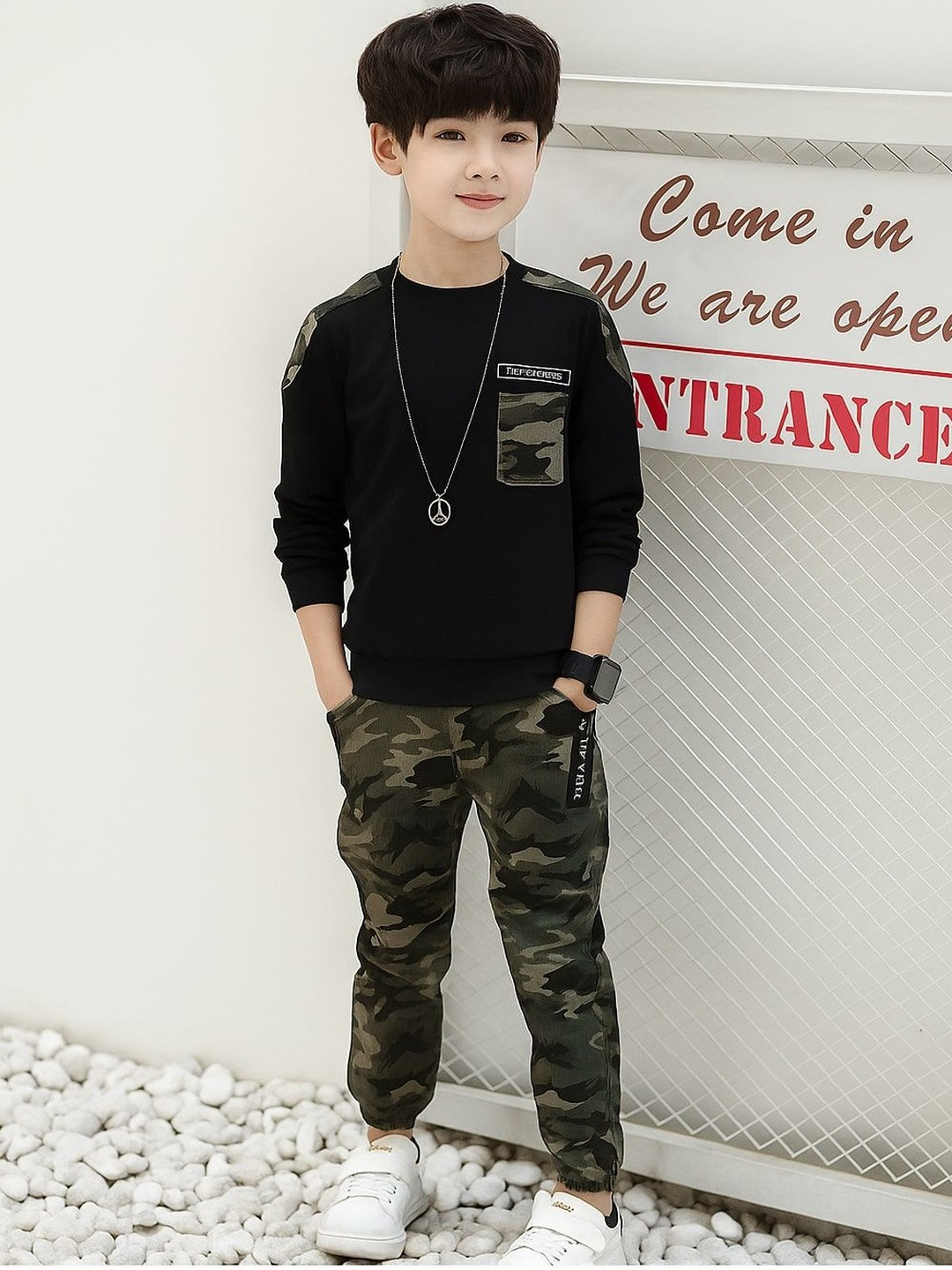 BELLIZA Kids Printed T-shirt With Joggers