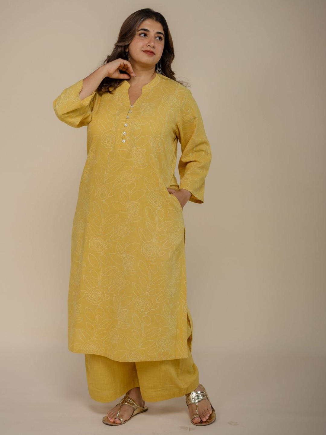 THE INDIAN ETHNIC CO Women Plus Size Floral Printed Block Print Daily Cotton Kurta