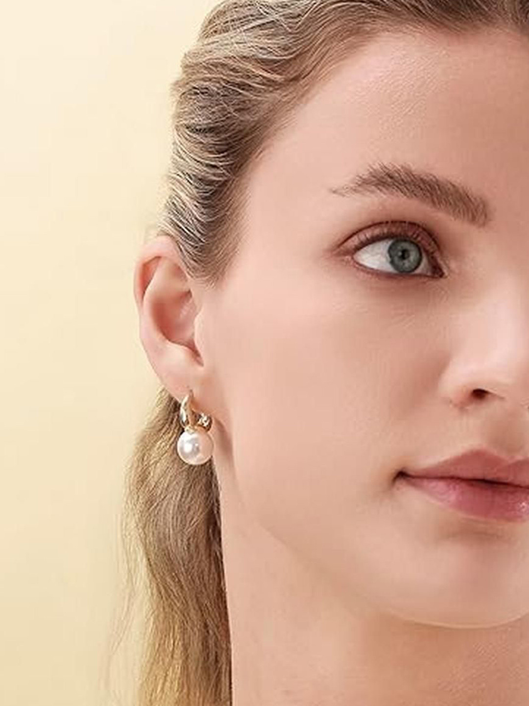 EL REGALO 14 K Gold-Plated Pearls Beaded Circular Shaped Hoop Earrings