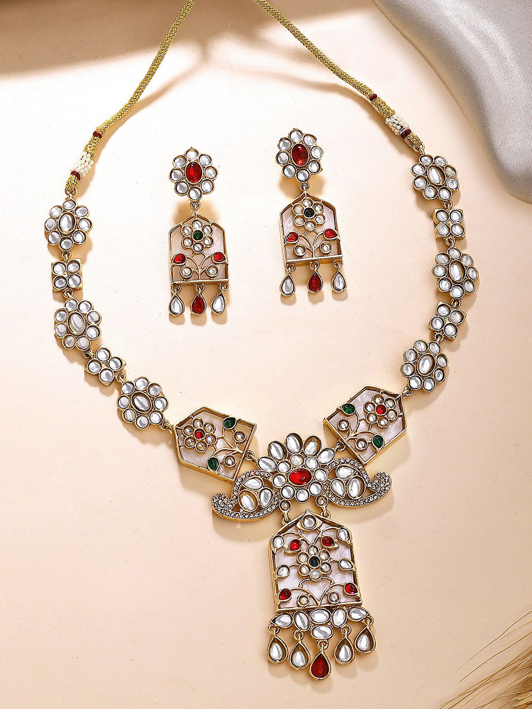 KARATCART Gold-Plated Long Kundan Necklace & Earrings Jewellery Set