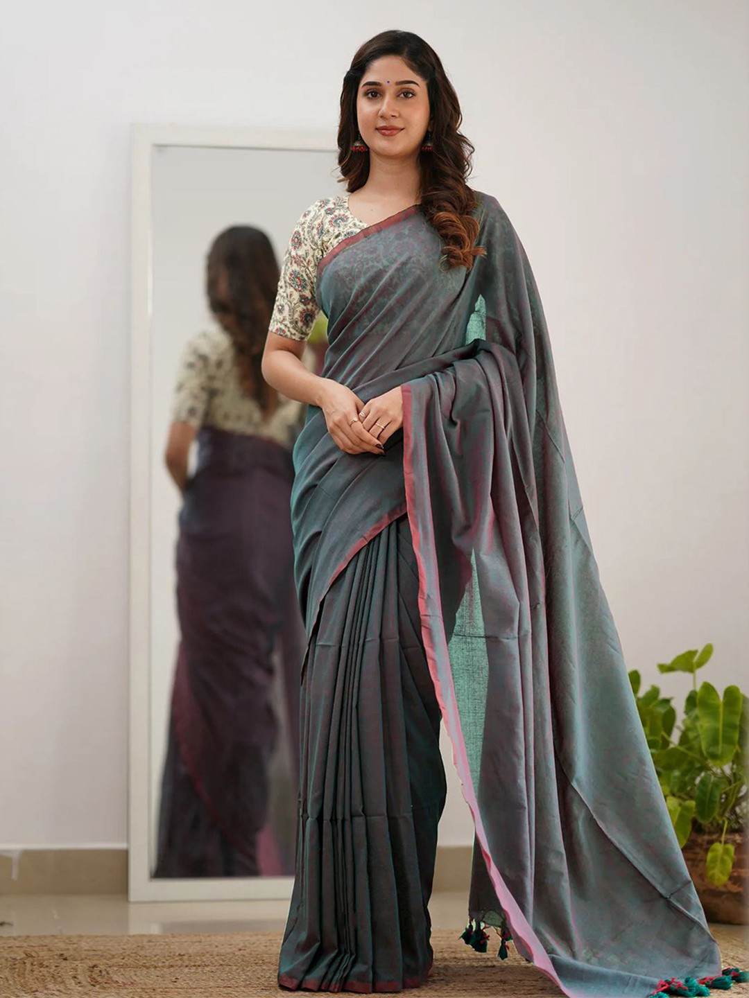Trendmalls Tissue Cotton Saree with Unstitched Blouse Piece