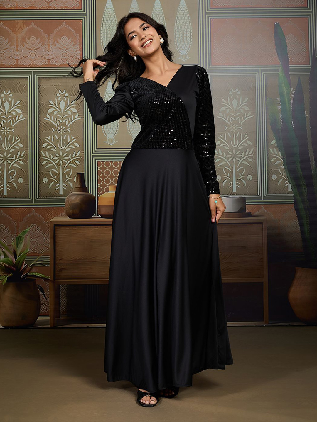 Thapnath Women V-Neck Sequin Embellished Maxi Dress