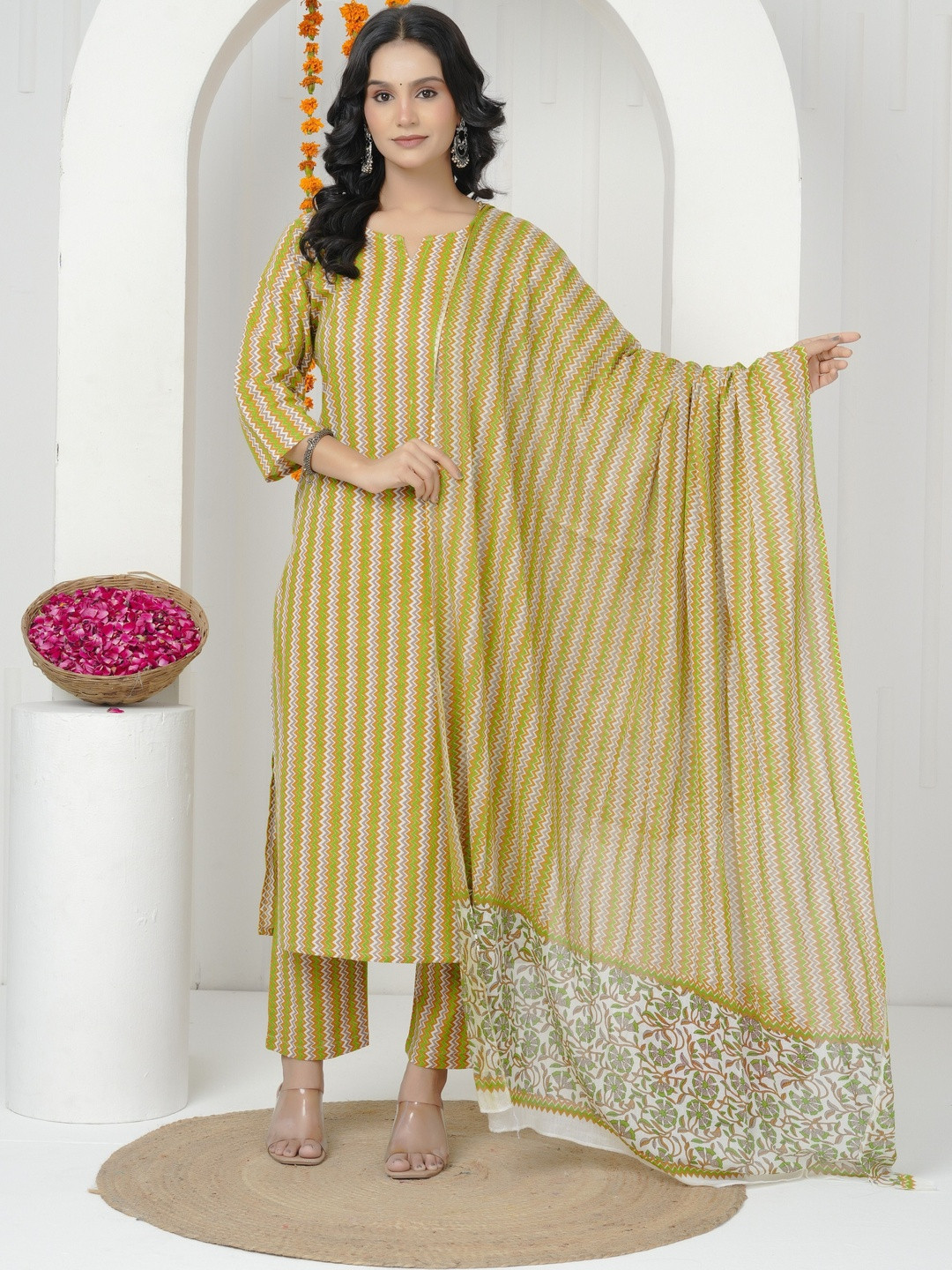 Vestimento Women Printed Thread Work Pure Cotton Kurta with Trousers & Dupatta