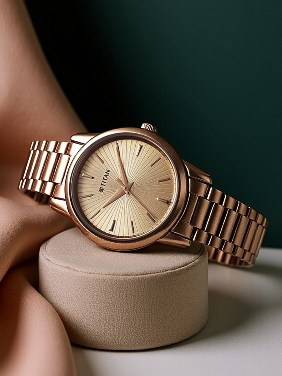 Titan Women Brass Embellished Dial & Stainless Steel Bracelet Style Straps Analogue Watch 2760QM01