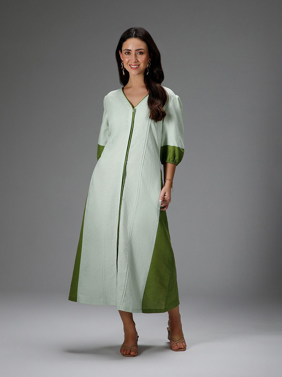 B77 Colourblocked Meadow A-Line Midi Dress