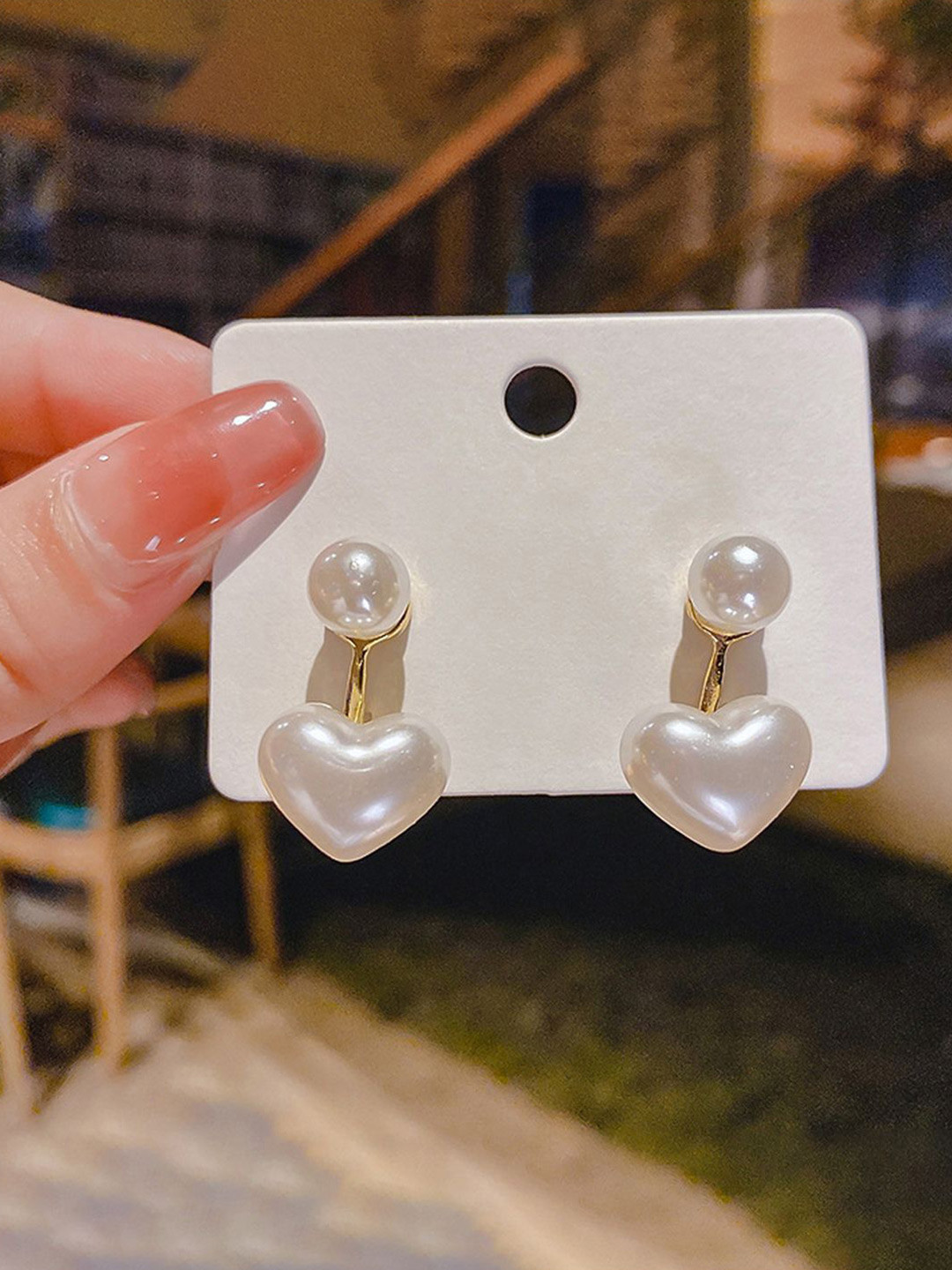 GOLDIWALA Korean Gold-Plated Pearls Beaded Heart Shaped Studs