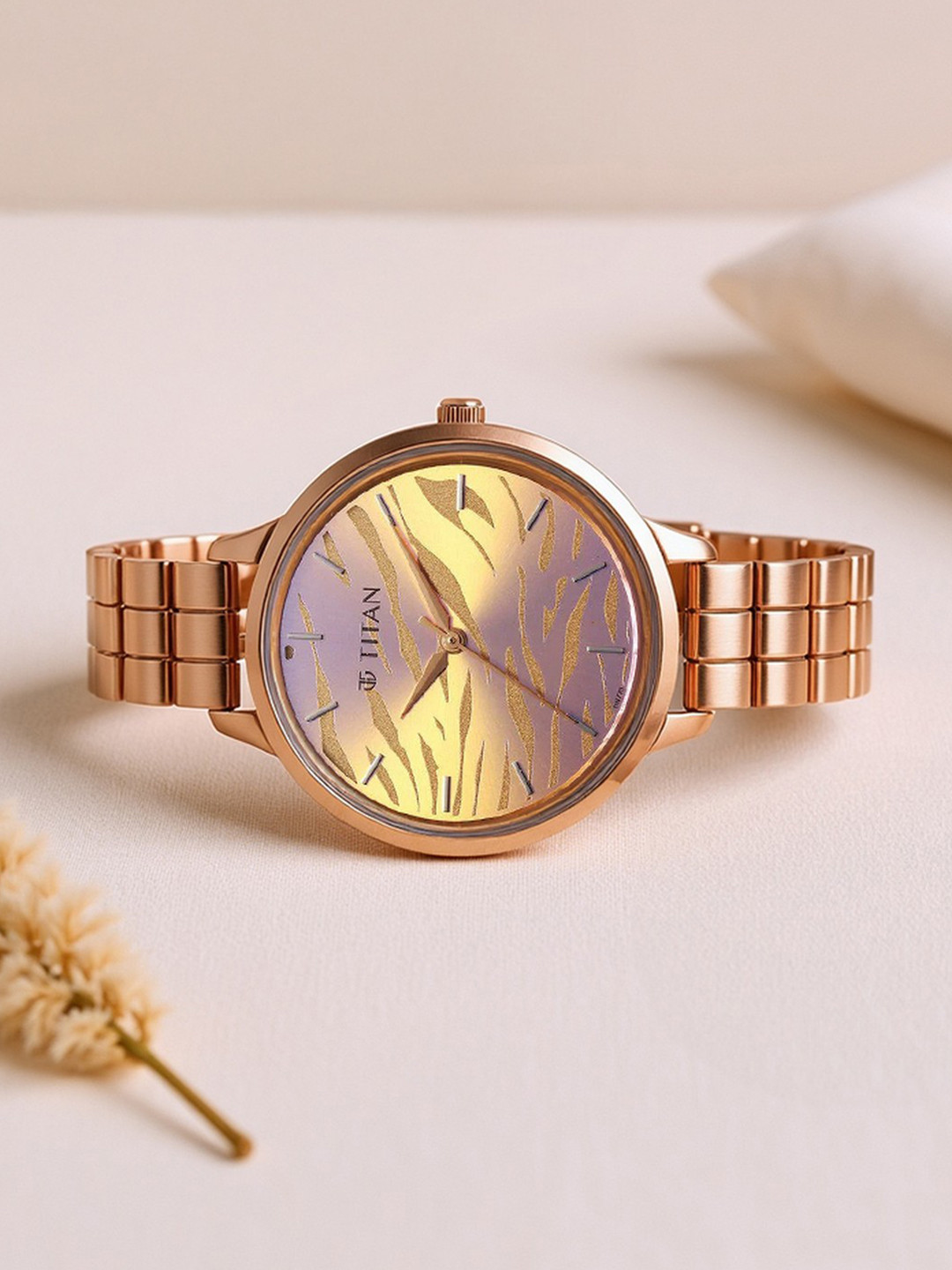 Titan Women Printed Dial & Stainless Steel Straps Analogue Watch 2703WM01