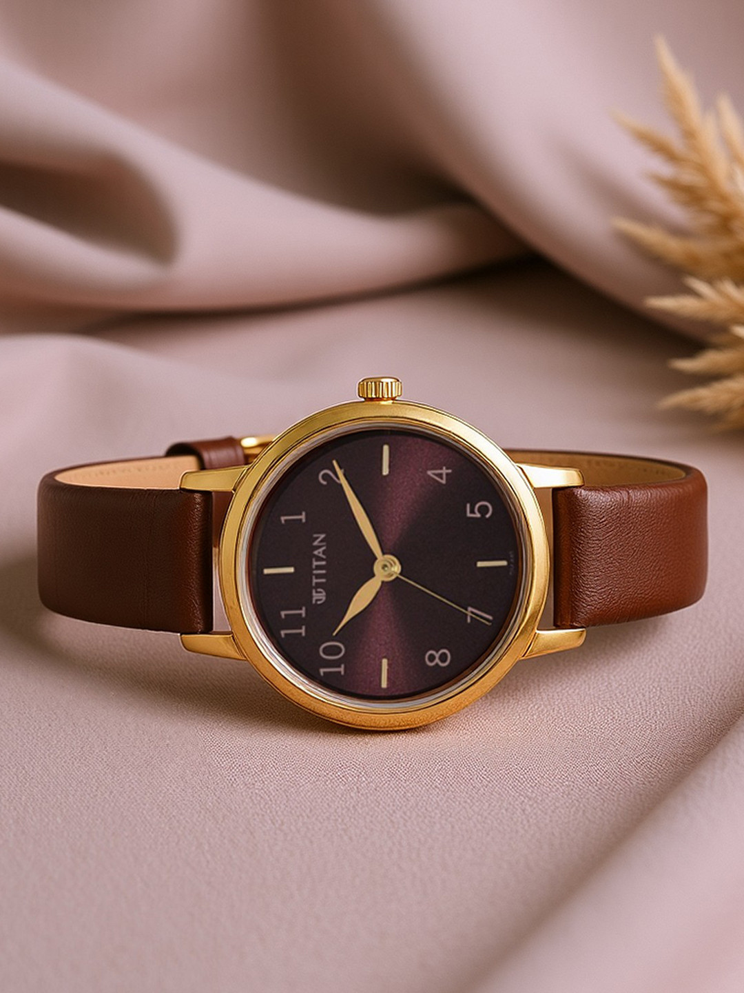 Titan Women Textured Leather Straps Analogue Watch 2678YL02