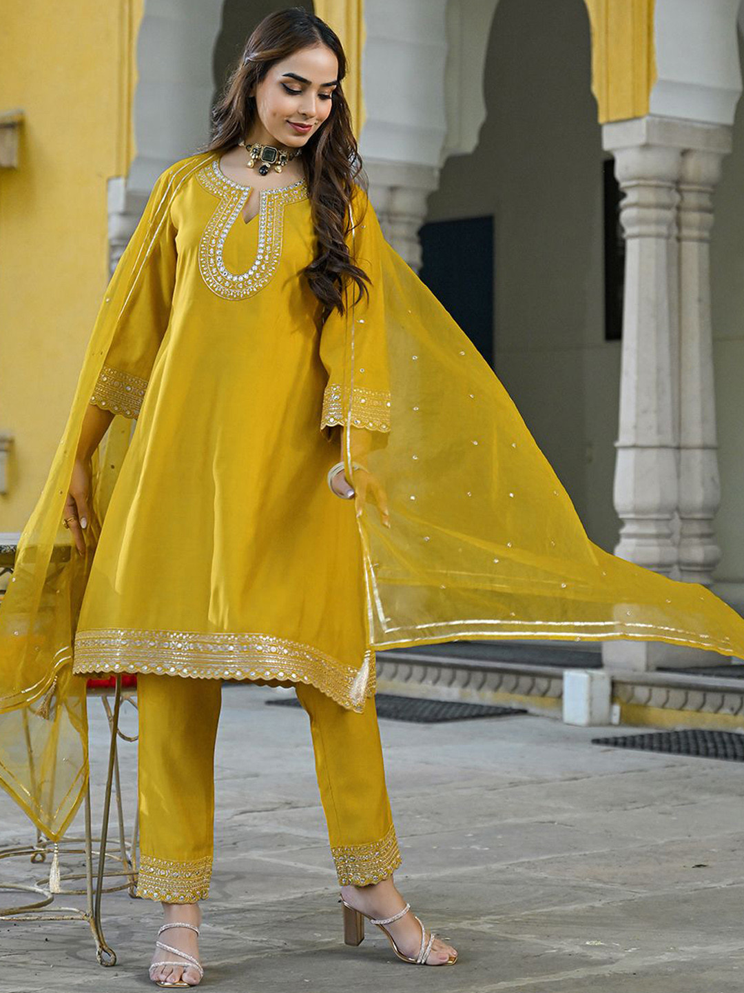 House of Pataudi Yoke Design A-Line Kurta With Trousers & Dupatta