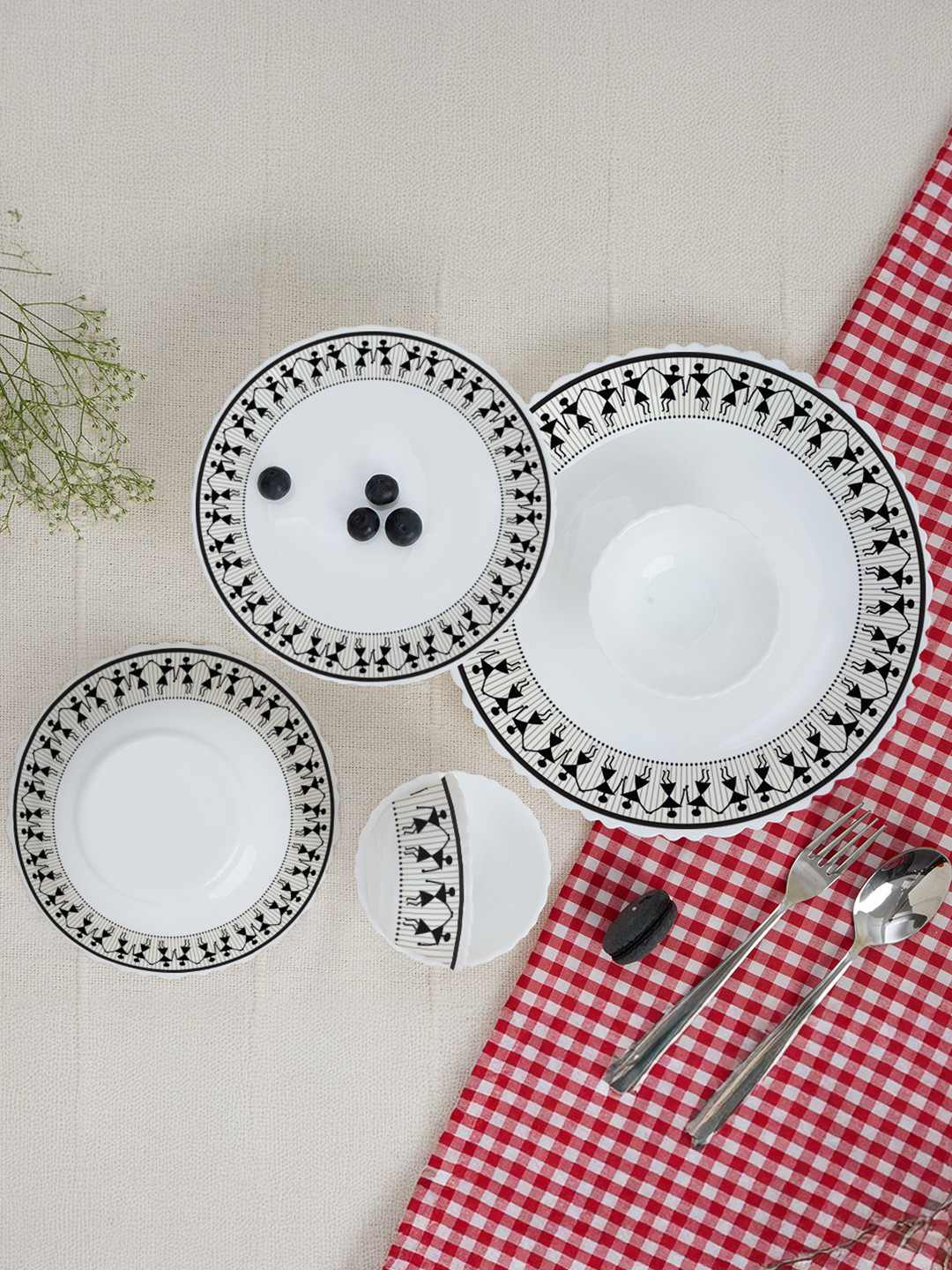 Larah by Borosil 17 Pieces Jupiter Series Opalware Microwave & Dishwasher Safe Dinner Set